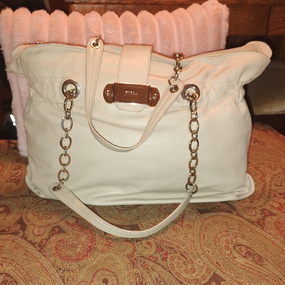 Furla Cream/Beige Italian Leather Large Shoulder Bag 87856. GUC